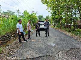 Surve pembangunan jalan Kabupaten di Padukuhan Klegung