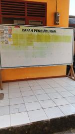Papan informasi 