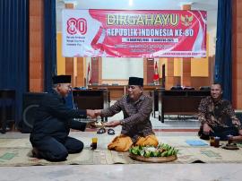 Jelang HUT Ke 80 Republik Indonesia, Warga Antusias Adakan Malam Tirakatan