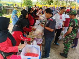 KKN Universitas Duta Bangsa Inisiasi Bazar UMKM 